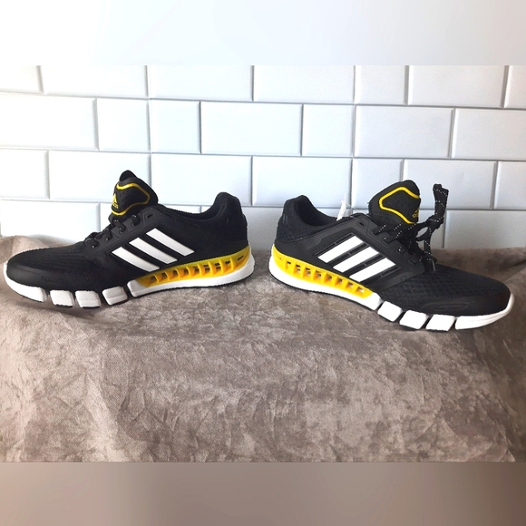 Adidas Men's Size 9 Black CC Revolution U Running Shoes Sneakers. New w/o box! - Picture 9 of 11